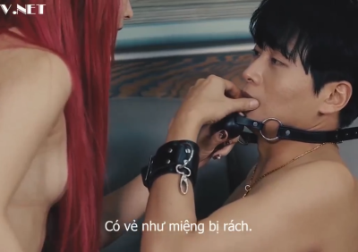 Fuck boy chơi lỗ đít em gái mưa với dầu bôi trơn cực sướng